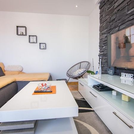 شقة Apartman Petra ماكارسكا المظهر الخارجي الصورة