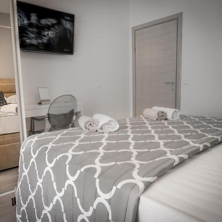 شقة Apartman Petra ماكارسكا المظهر الخارجي الصورة