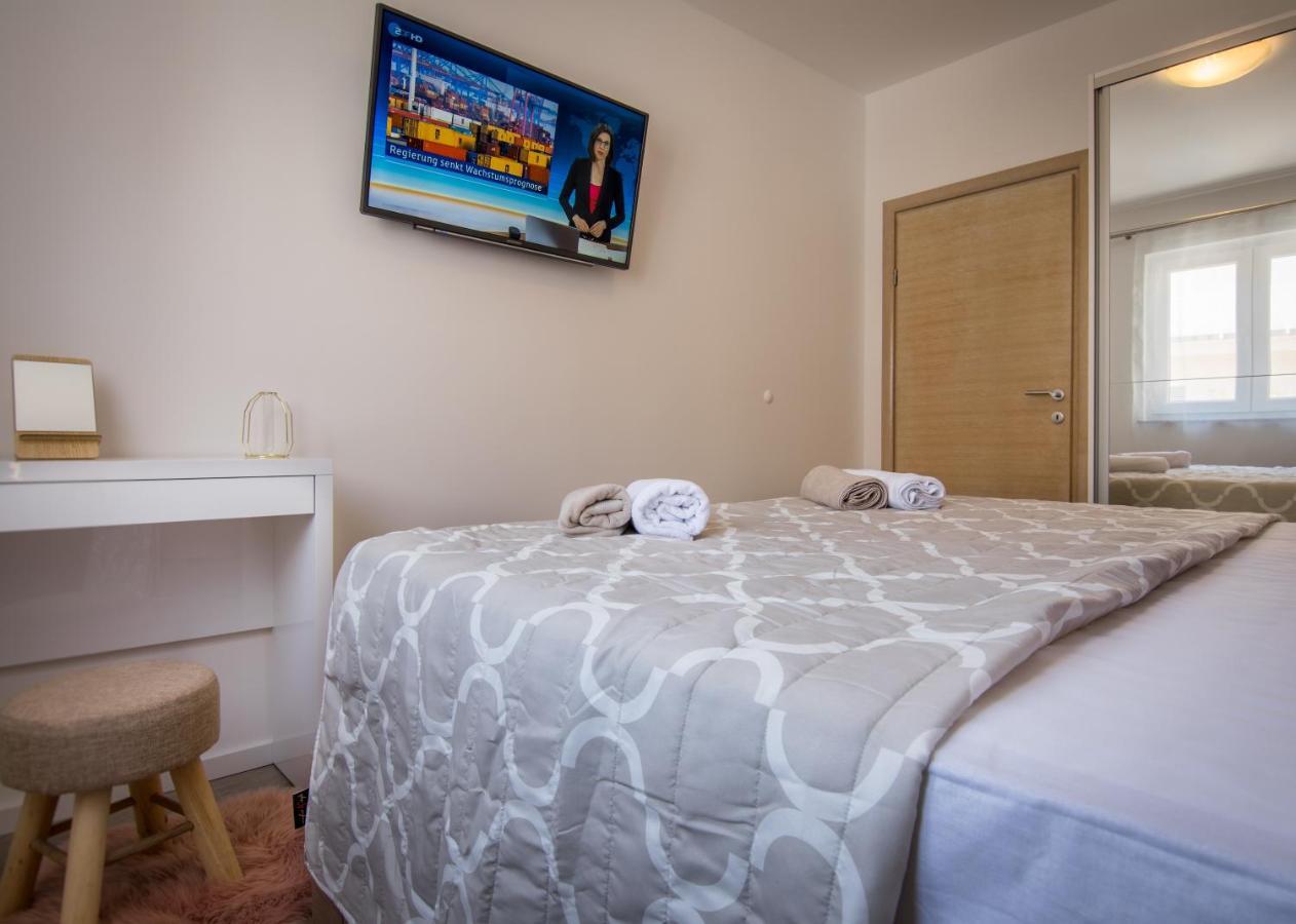شقة Apartman Petra ماكارسكا المظهر الخارجي الصورة