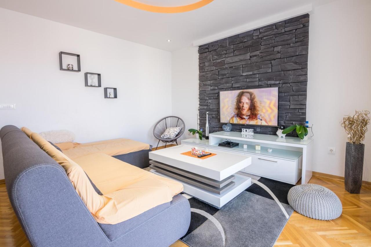 شقة Apartman Petra ماكارسكا المظهر الخارجي الصورة