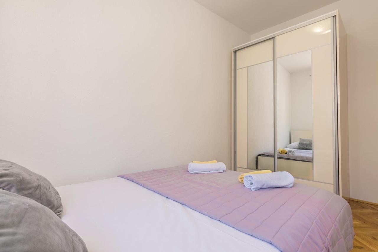 شقة Apartman Petra ماكارسكا المظهر الخارجي الصورة